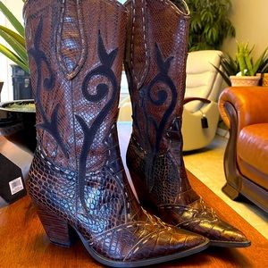 ALDO western boots sz 39